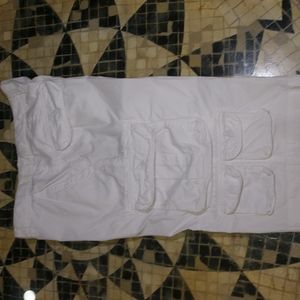 RoundTree & Yorke Cargo Shorts size 40w